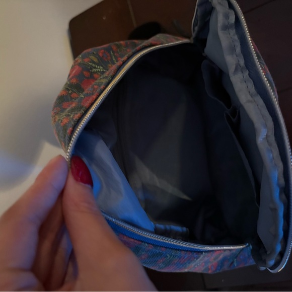 Floral Patterned Backpack - Picture 3 of 3